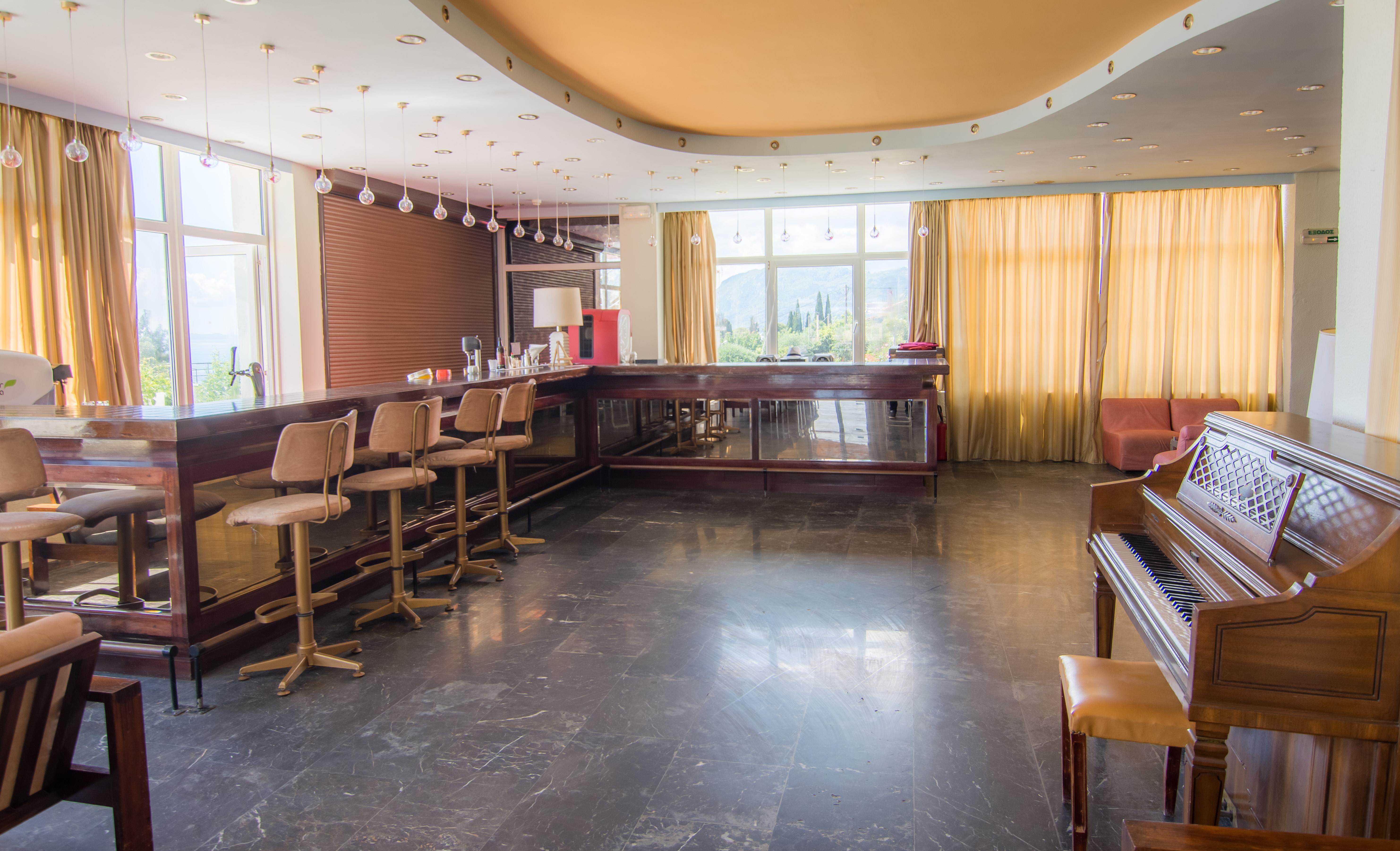 Alexandros Hotel Perama  Exterior photo