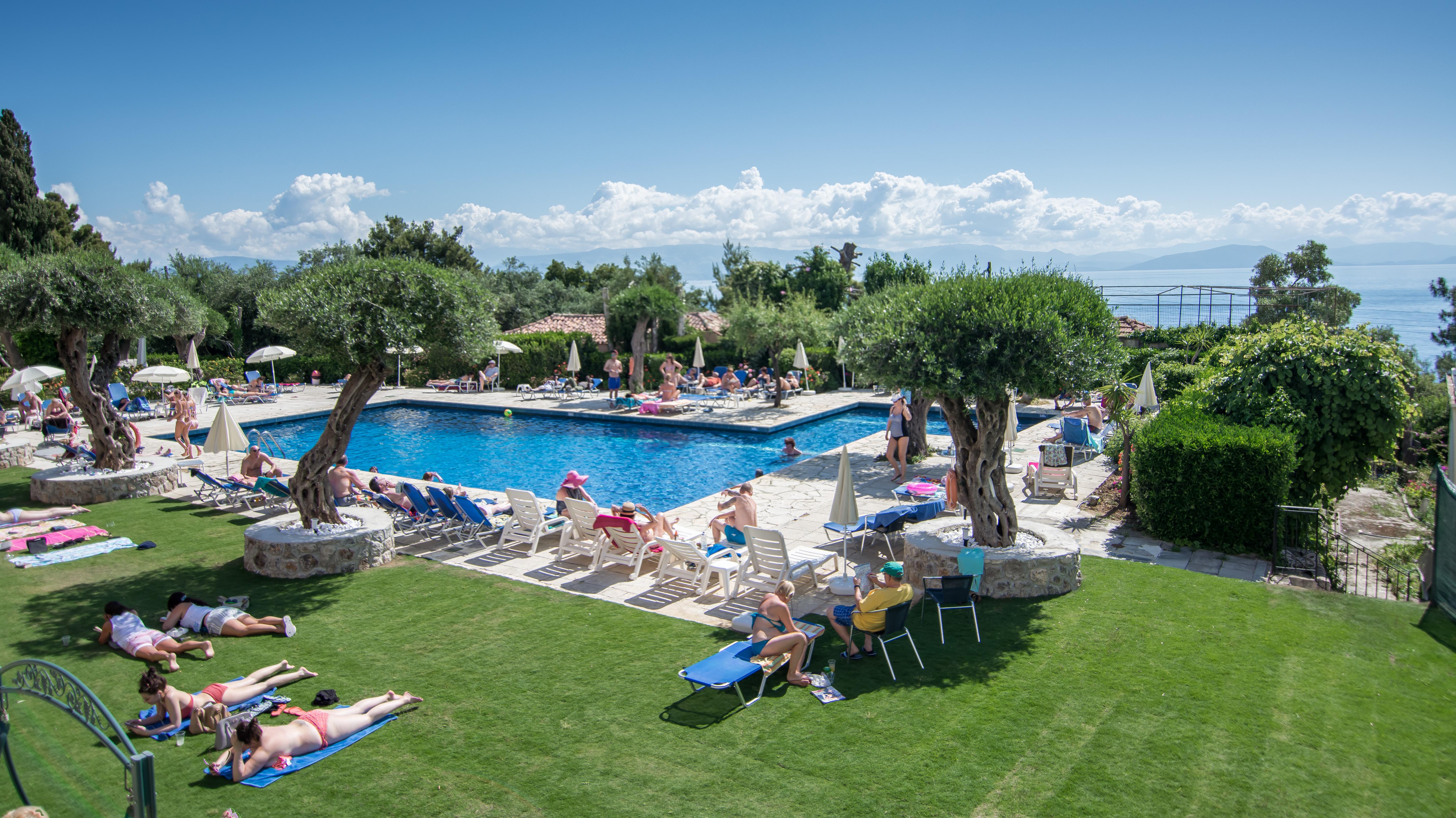 Alexandros Hotel Perama  Exterior photo